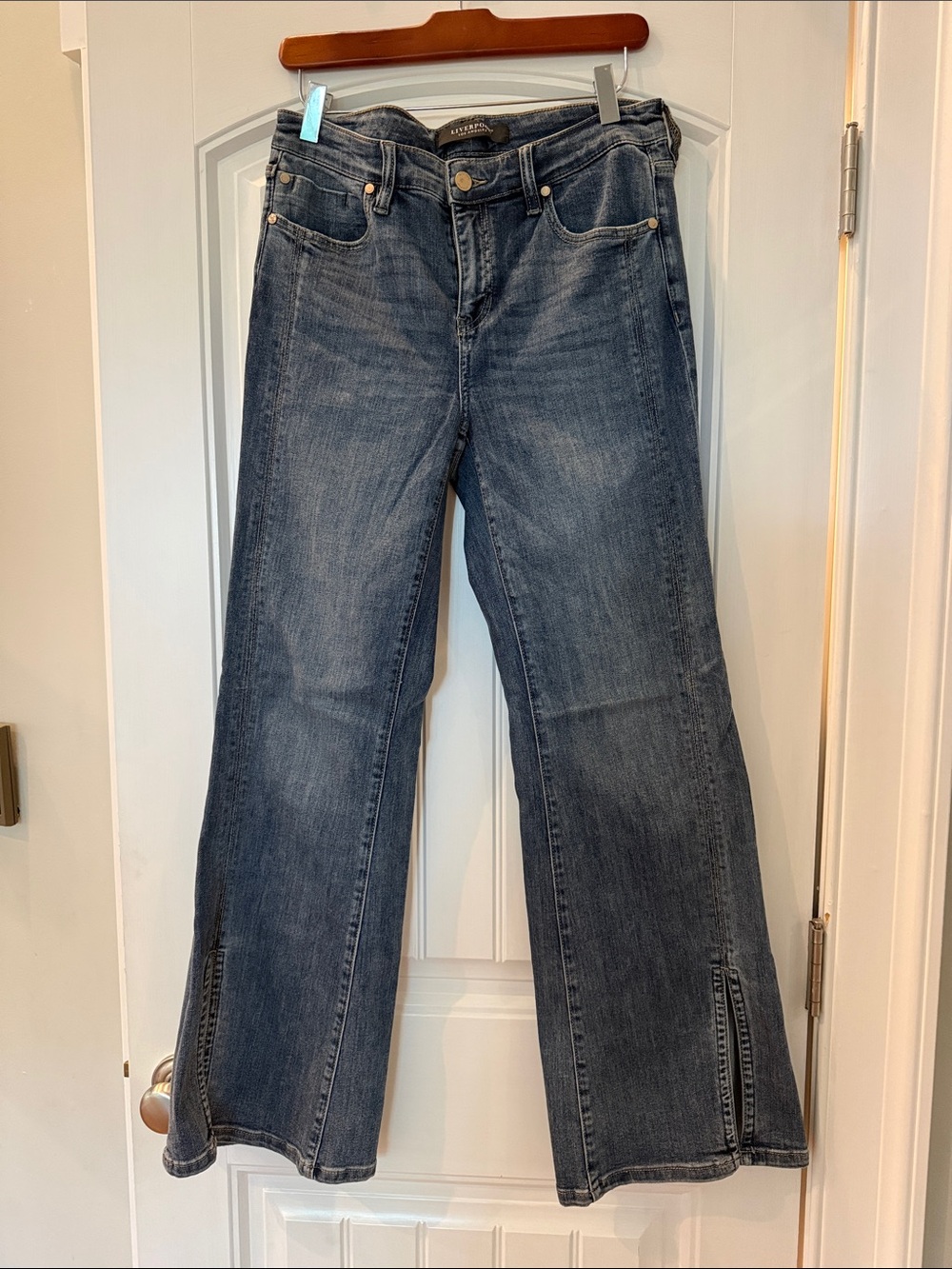 Liverpool Dark Blue Wide-Leg Women's Jeans Slit at bottom of leg. Size 8/29